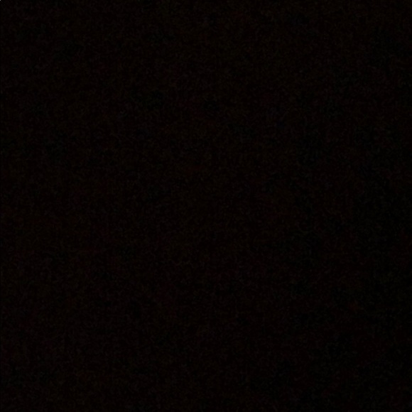 Meet your Posher, Stephanie - Picture 1 of 1